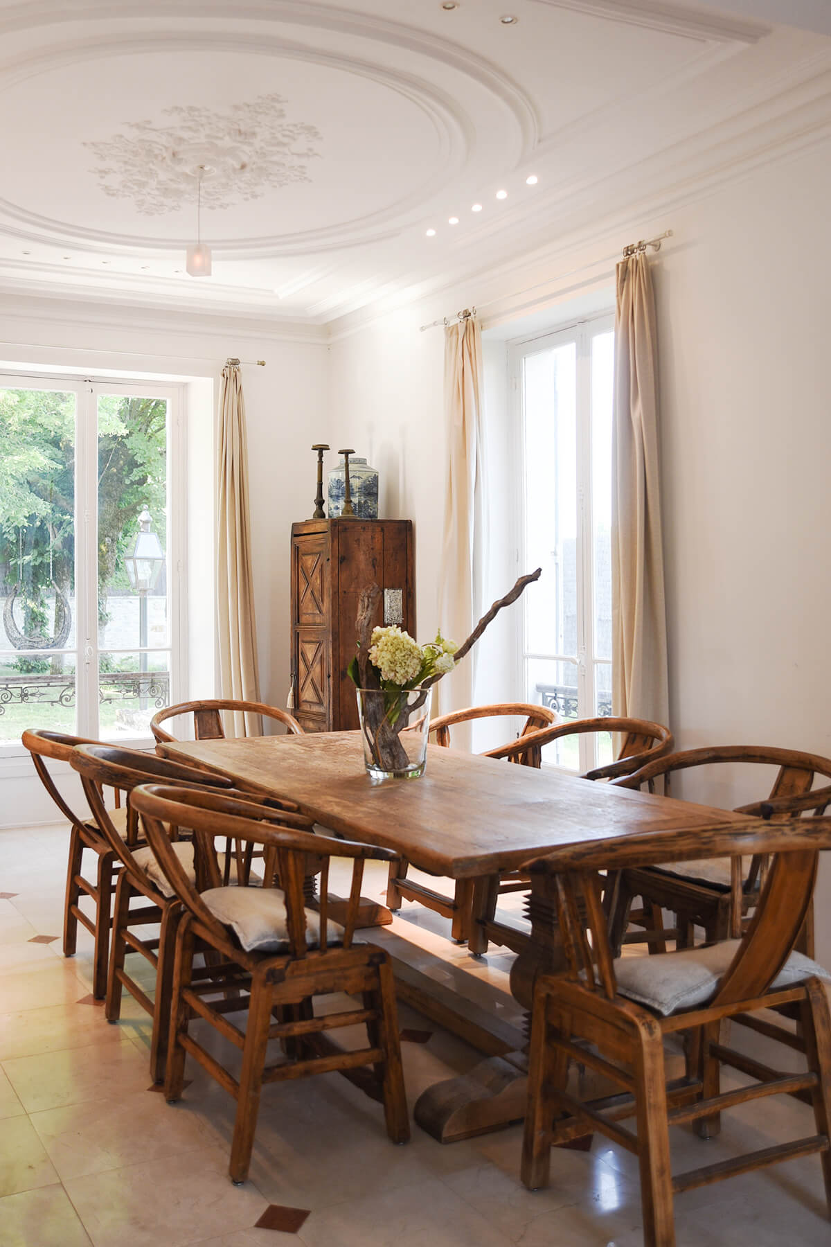 Annex dining room